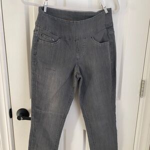 Jag pull on jeans, size 4